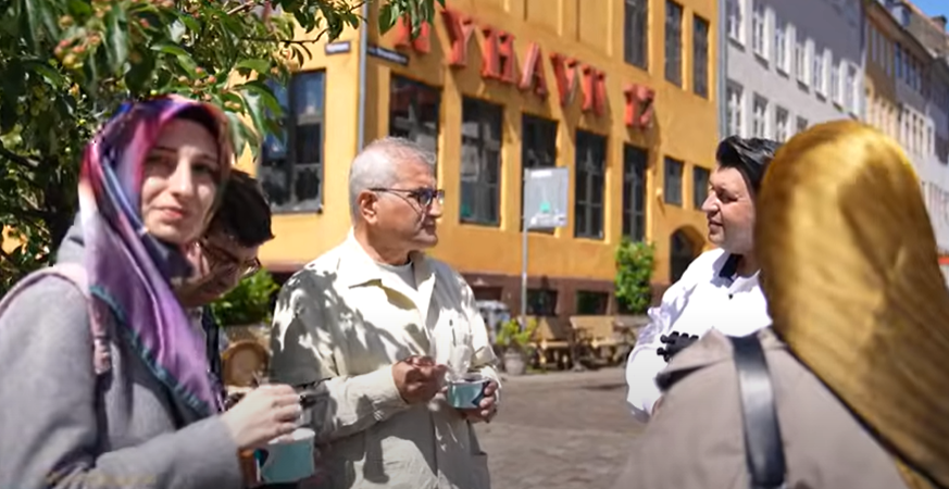 Kemal Gülen’den yeni program: ‘Yoldayız’ yeni bölümü Danimarka’dan başladı yayında