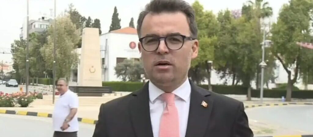 TRT Lefkoşa temsilcisi Sefa Karahasan KKTC’de ‘sahte diploma’dan tutuklandı
