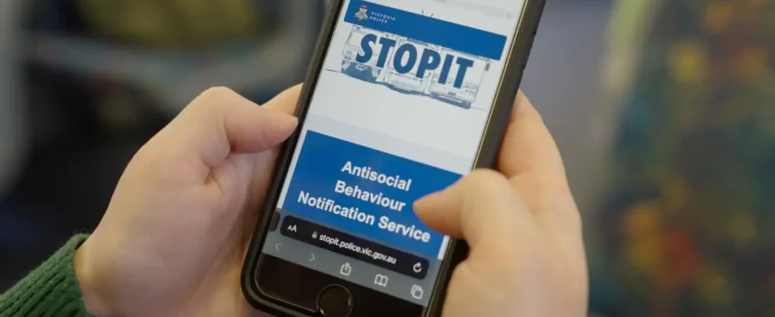 Victoria’da STOPIT Uygulaması 3 yılı geride bıraktı: Şimdiye kadar 5 bin 700’ün üzerinde ihbar yapıldı