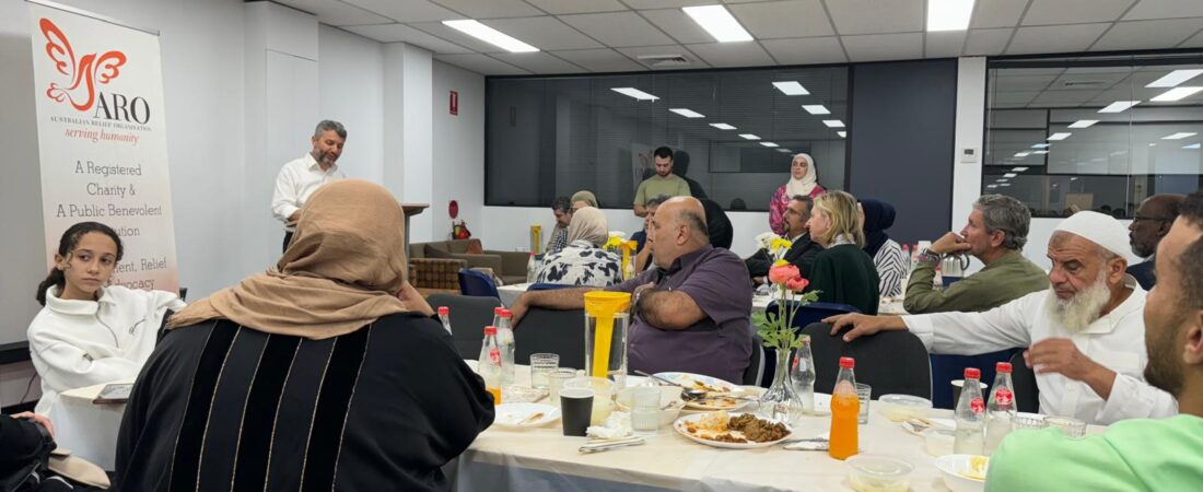 Gazzeli muhacir aileler, Sydney’de ayağının tozuyla ARO’nun iftar sofrasında