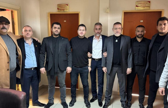 Sedat Peker’e yakın isimler, Yenidoğan Çetesi savcısını makamında ziyaret etti