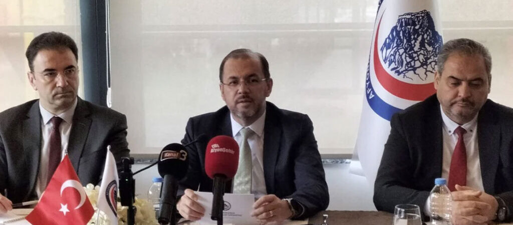 Rektör itiraf etti: Torpil yaptırıyorum, açıkça söyleyeyim