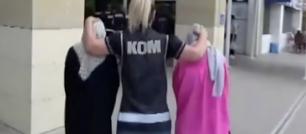 İzmir merkezli 3 ilde nefret operasyonu: 6 gözaltı
