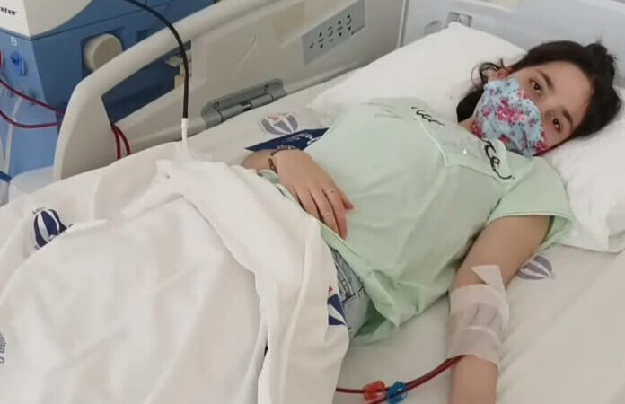 Nefret Operasyonu sürüyor: Kronik böbrek hastası Azra’nın anne ve babası da gözaltına alındı