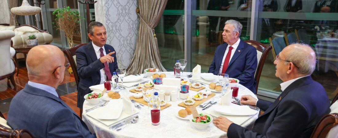 Mansur Yavaş’tan CHP Liderlerine birlik çağrısı: Torunlarımız affetmez, tek yumruk olun