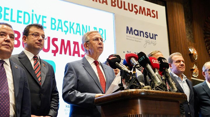İstanbul, Ankara ve İzmir ‘nin de olduğu CHP’li 6 belediyenin hesabına bloke konuldu