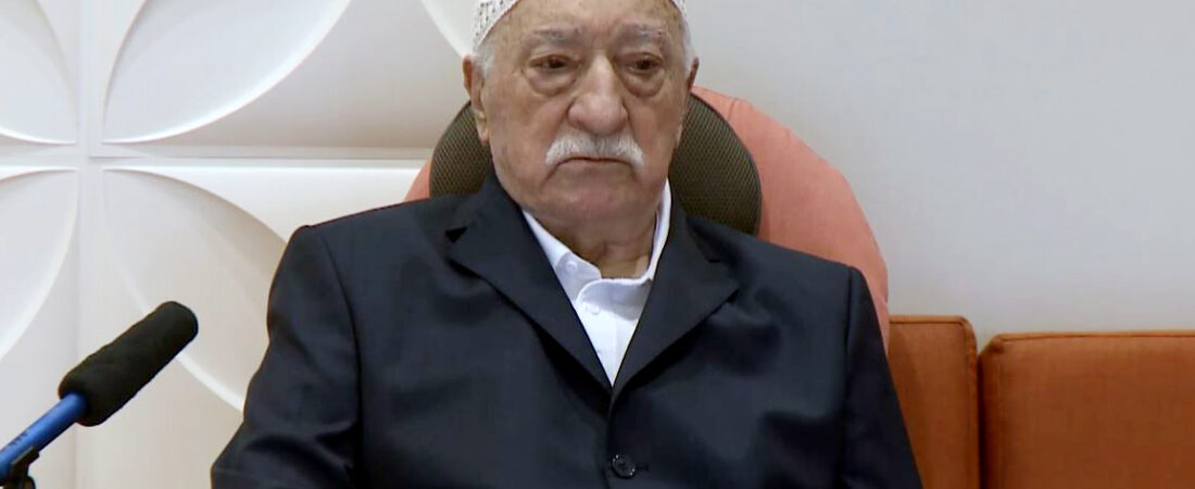 Fethullah Gülen Hocaefendi’nin sağlığıyla ilgili yalan haberlere, Ramazan Mukabelesi ile cevap