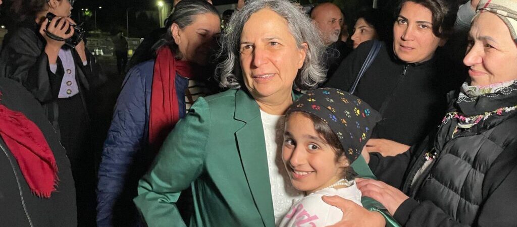 7,5 yıldır cezaevinde olan Gültan Kışanak tahliye edildi
