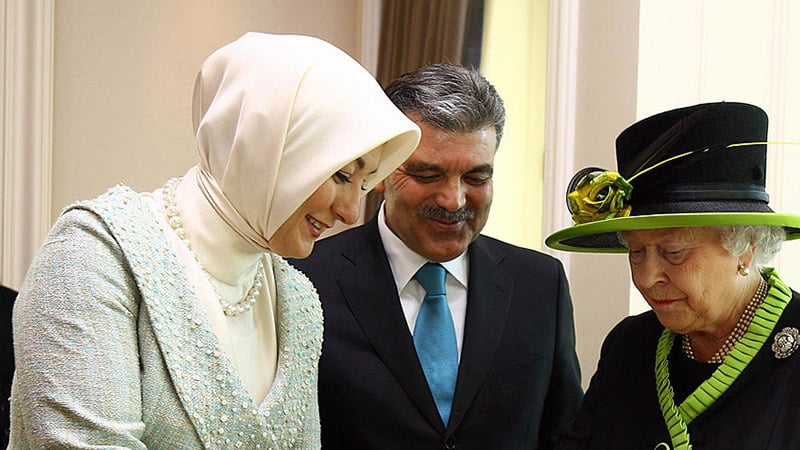 İngiliz polisi, Hayrünissa Gül’ün çantasından para dolu 3 zarf çaldı