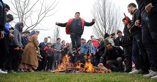 Newroz kutlamalarına ‘hükümet istifa’ sloganları  damga vurdu