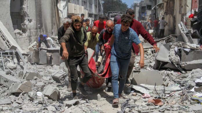 İsrail, Filistinlilerin sığındığı BM okulunu vurdu; 22 kişi hayatını kaybetti, onlarca insan yaralı