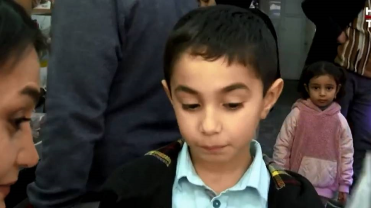 Kasaptaki çocuk: Annem karne hediyesi olarak et aldı