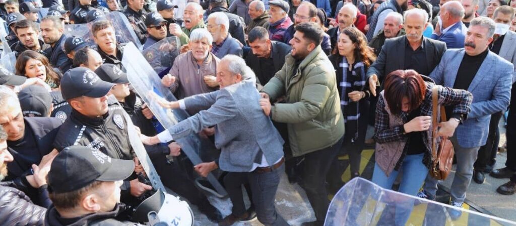 Kayyım protestoları nedeniyle 253 kişi gözaltına alındı, 33’ü tutuklandı