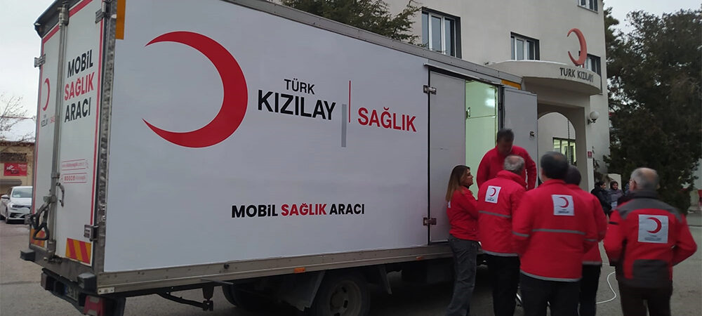 Kızılay’ın ‘mobil sağlık araçları’ 11. gün deprem bölgesine ulaştı!