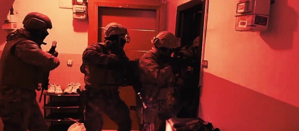 Bakan Yerlikaya’nın ‘uyuşturucuyla yakalandılar’ dediği kişiler polis çıktı