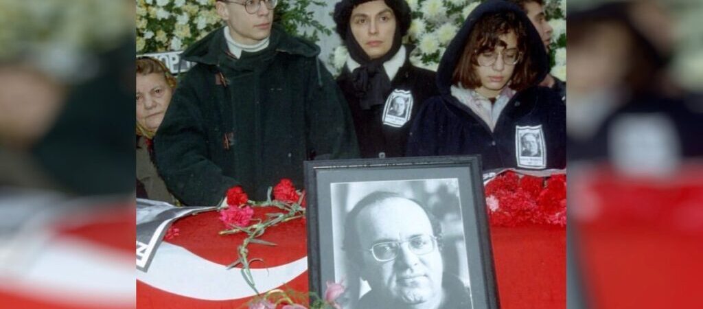 Uğur Mumcu anılıyor: ‘Halen bombayı koyanı ve emri vereni bilmiyoruz’