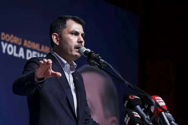 AKP’li Bakan, Saray’ın montaj videolar için:Görüntülerin gerçek olmadığının bir önemi yok, zaten olanı biliyoruz