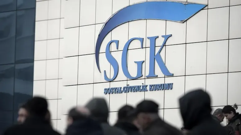 100 bin kişinin emekli maaşı kesilecek: SGK evlere tebligat gönderdi