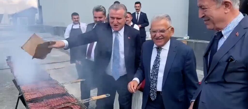 AKP’liler sucuk mangal keyfi infiale neden oldu:Aç milletin tok vekilleri