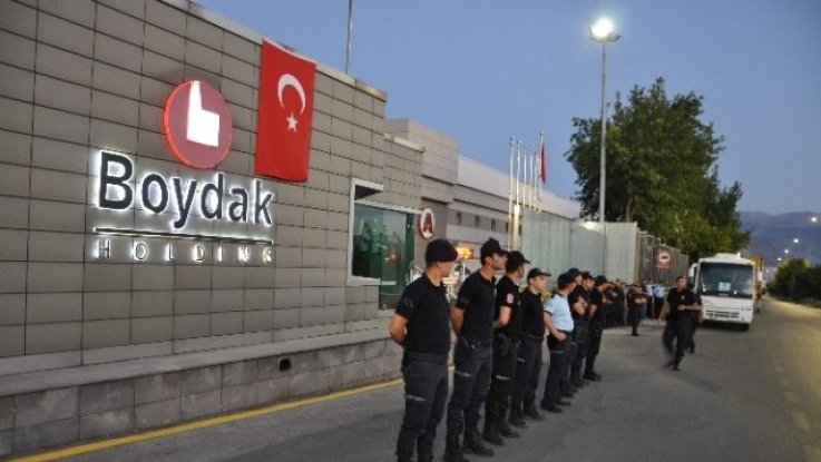 Solidarity with Others’ın raporu, Türkiye’deki yağma ve gasp düzenini anlattı