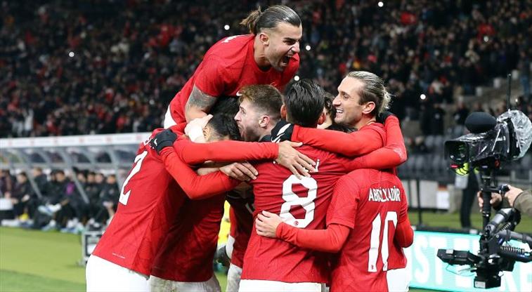 Almanya’yı 3 golle yenen A Milli Takım’dan Berlin destanı