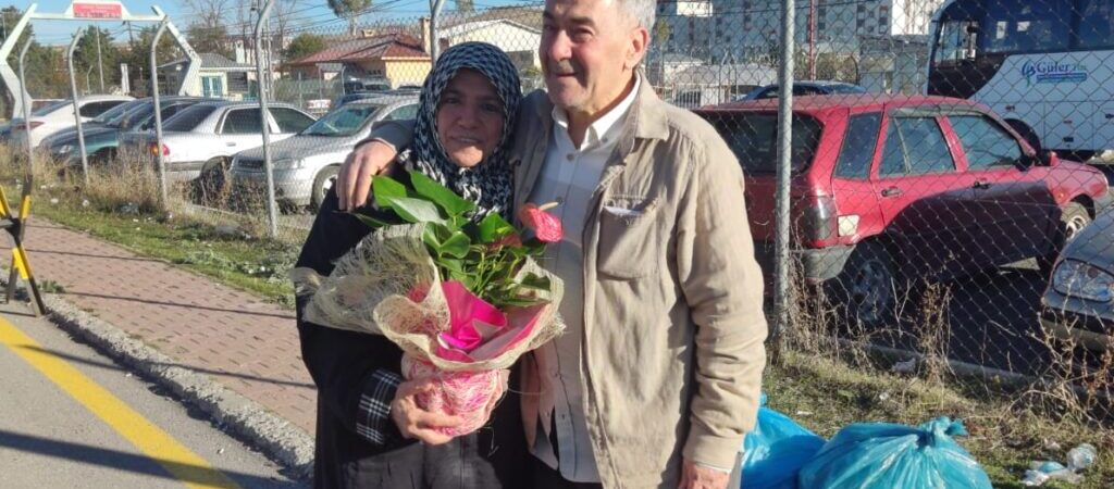 Gardiyanların ‘Pamuk Dede’si din dersi öğretmeni nihayet tahliye oldu: 3 ay gecikmeli tahliye oldu