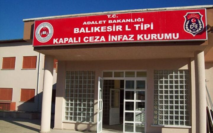 Avustralya Futbolunda talihsiz kaza: Zullo başını  oyucu değiştirme tabelasına çarptı